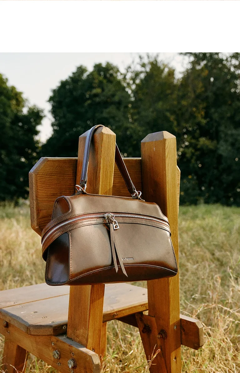 رئيسة 10 حقيبه ١